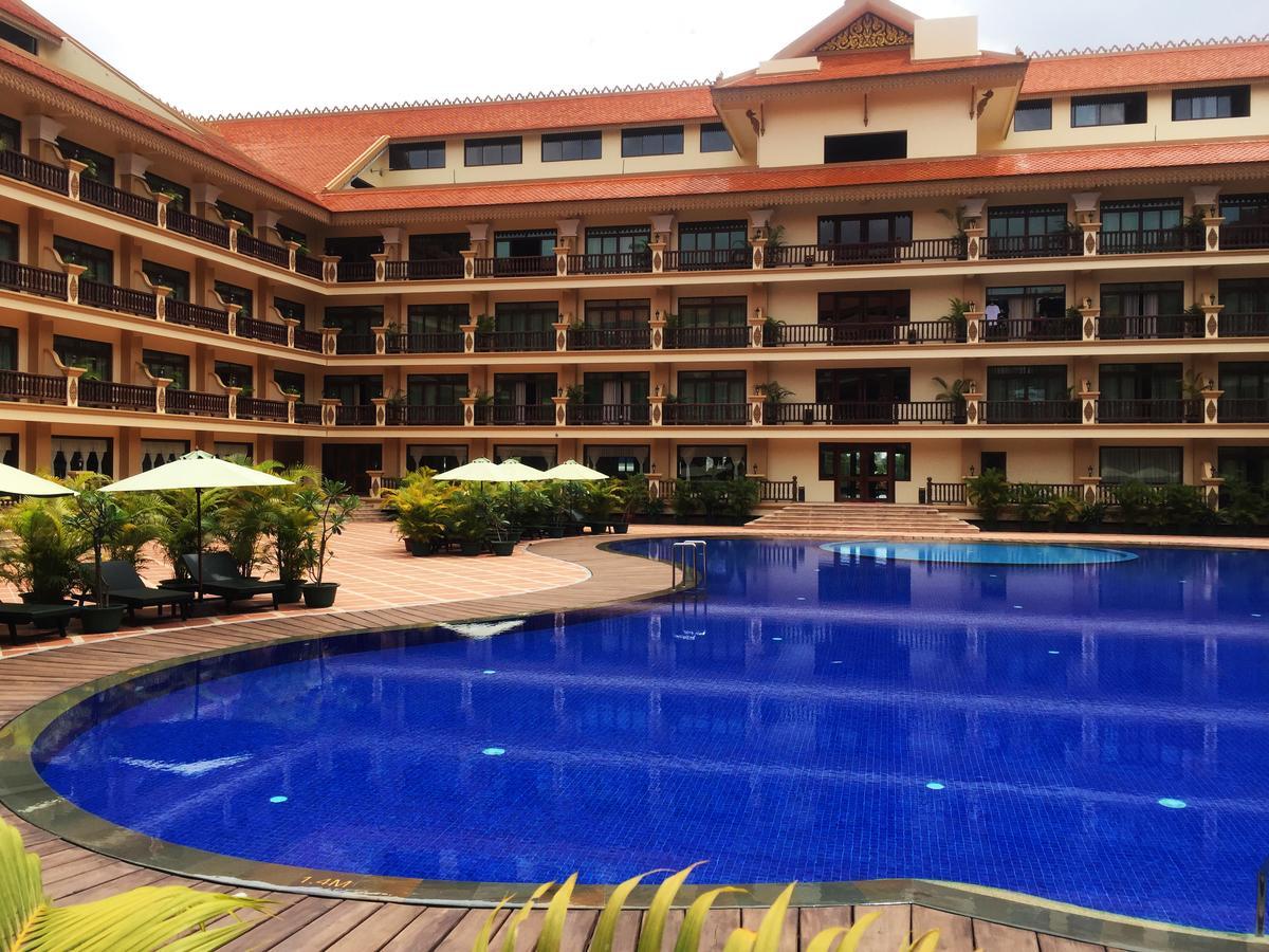 Bayon Era Hotel Ciudad de Siem Riep Exterior foto